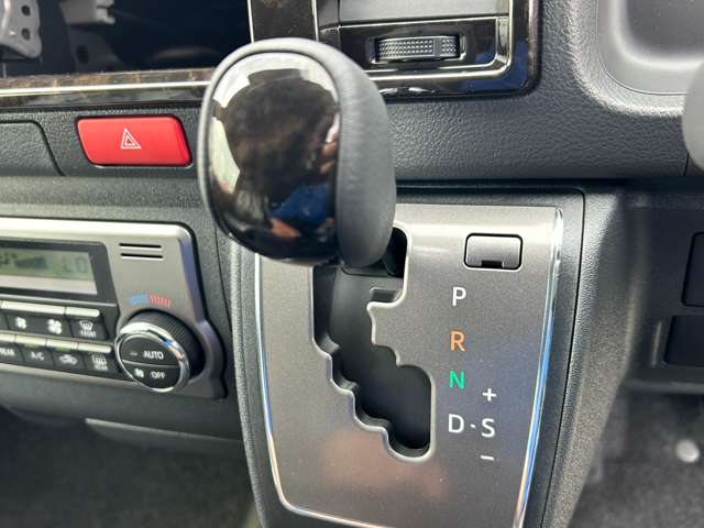 トヨタ ハイエースバン ２．８ スーパーＧＬ ダークプライムＩＩ ロングボディ ディーゼルターボ R6年 (九州・沖縄) 99