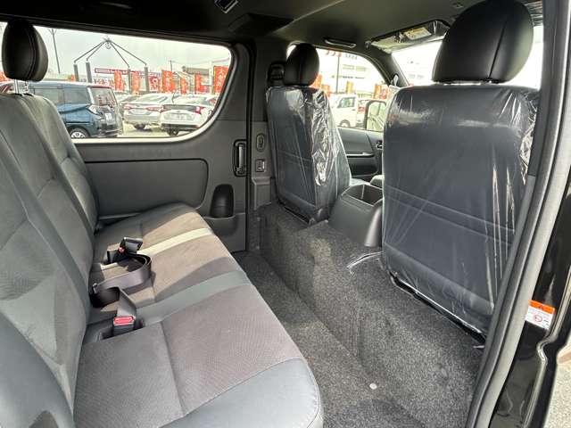 トヨタ ハイエースバン ２．８ スーパーＧＬ ダークプライムＩＩ ロングボディ ディーゼルターボ R6年 (九州・沖縄) 99