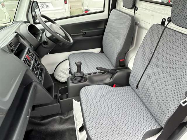 スズキ キャリイトラック ６６０ ＫＣエアコン・パワステ ３方開 R6年 (九州・沖縄) 99