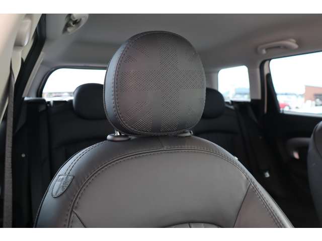 ミニ ミニクラブマン クーパー Ｄ R2年 (近畿) 99