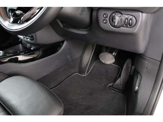 ミニ ミニクラブマン クーパー Ｄ R2年 (近畿) 99