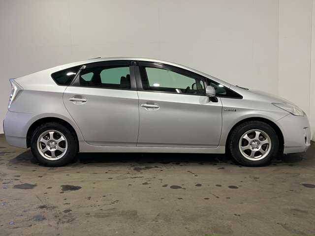 トヨタ プリウス １．８ Ｓ H21年 (北海道) 99