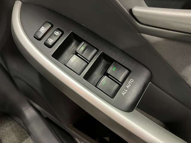 トヨタ プリウス １．８ Ｓ H21年 (北海道) 99