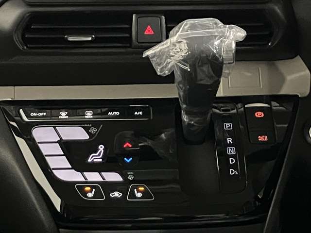 三菱 デリカ　ミニ ６６０ Ｔ プレミアム ４ＷＤ R6年 (北海道) 99