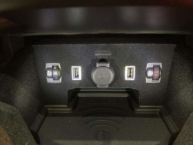 シトロエン ＤＳ９ オペラ Ｅ－ＴＥＮＳＥ R5年 (東北) 99