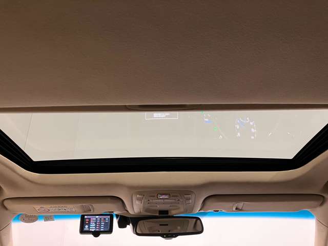 トヨタ クラウンマジェスタ　ハイブリッド ２．５ ＦＯＵＲ ４ＷＤ H30年 (北海道) 99