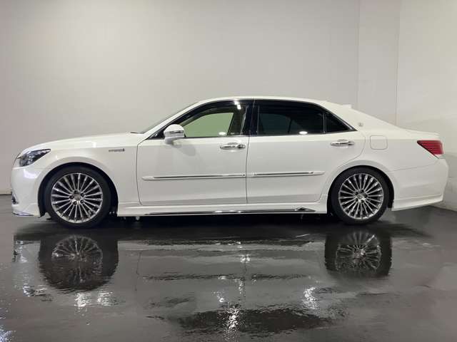 トヨタ クラウンマジェスタ　ハイブリッド ２．５ ＦＯＵＲ ４ＷＤ H30年 (北海道) 99