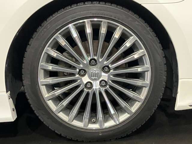 トヨタ クラウンマジェスタ　ハイブリッド ２．５ ＦＯＵＲ ４ＷＤ H30年 (北海道) 99