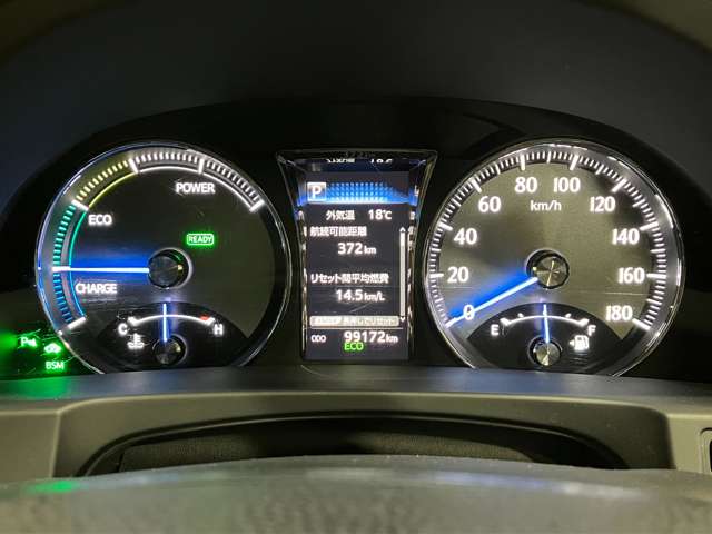 トヨタ クラウンマジェスタ　ハイブリッド ２．５ ＦＯＵＲ ４ＷＤ H30年 (北海道) 99