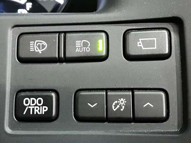 トヨタ クラウンマジェスタ　ハイブリッド ２．５ ＦＯＵＲ ４ＷＤ H30年 (北海道) 99