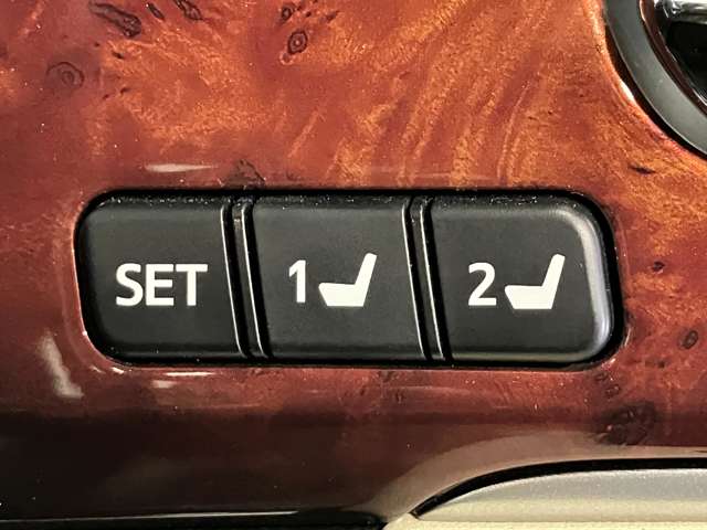 トヨタ クラウンマジェスタ　ハイブリッド ２．５ ＦＯＵＲ ４ＷＤ H30年 (北海道) 99