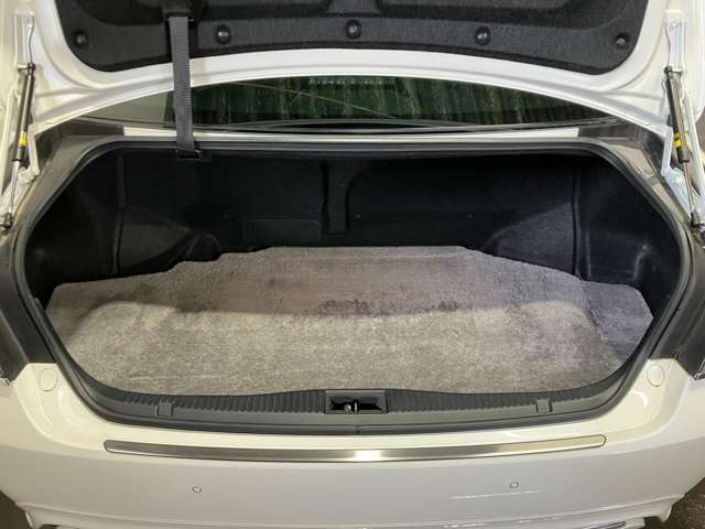 トヨタ クラウンマジェスタ　ハイブリッド ２．５ ＦＯＵＲ ４ＷＤ H30年 (北海道) 99