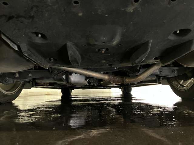 トヨタ クラウンマジェスタ　ハイブリッド ２．５ ＦＯＵＲ ４ＷＤ H30年 (北海道) 99