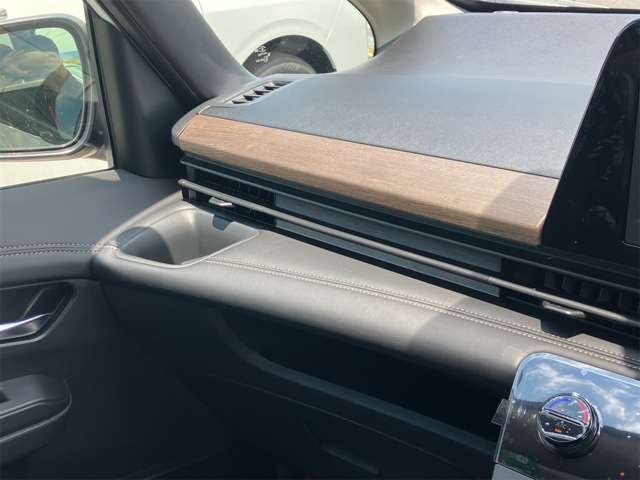 日産 セレナ １．４ Ｅ－ＰＯＷＥＲ ハイウェイスターＶ R6年 (東海) 99