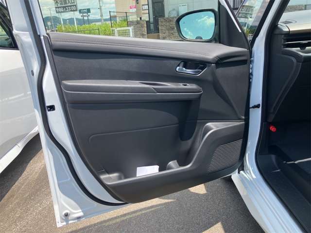 日産 セレナ １．４ Ｅ－ＰＯＷＥＲ ハイウェイスターＶ R6年 (東海) 99