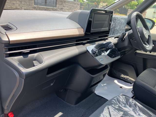 日産 セレナ １．４ Ｅ－ＰＯＷＥＲ ハイウェイスターＶ R6年 (東海) 99