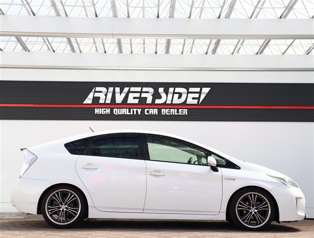 トヨタ プリウス １．８ Ｓ H25年 (関東) 99