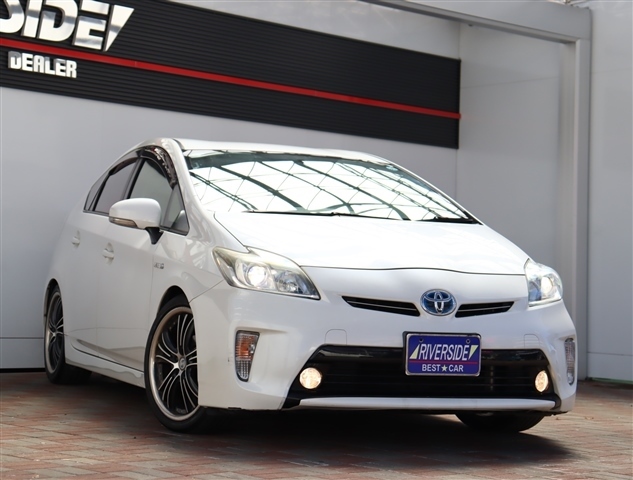トヨタ プリウス １．８ Ｓ H25年 (関東) 99