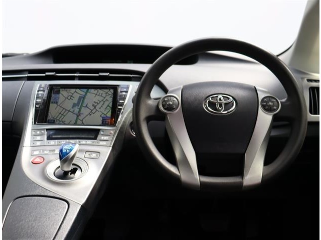 トヨタ プリウス １．８ Ｓ H25年 (関東) 99