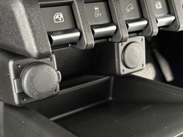 スズキ ジムニー ６６０ ＸＣ ４ＷＤ R5年 (中国) 99