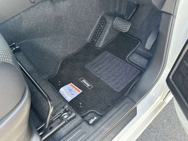 スズキ ジムニー ６６０ ＸＣ ４ＷＤ R5年 (中国) 99