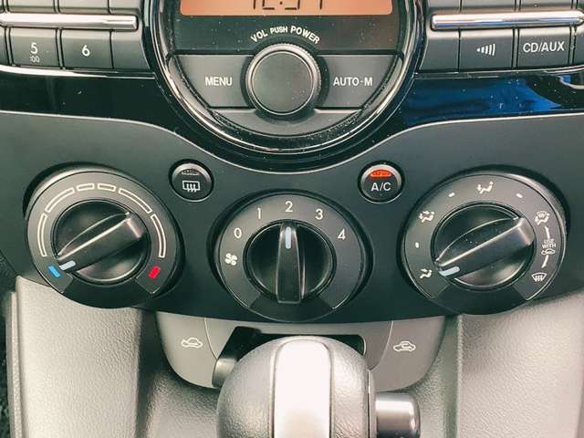 マツダ デミオ １．３ １３Ｃ H23年 (九州・沖縄) 99