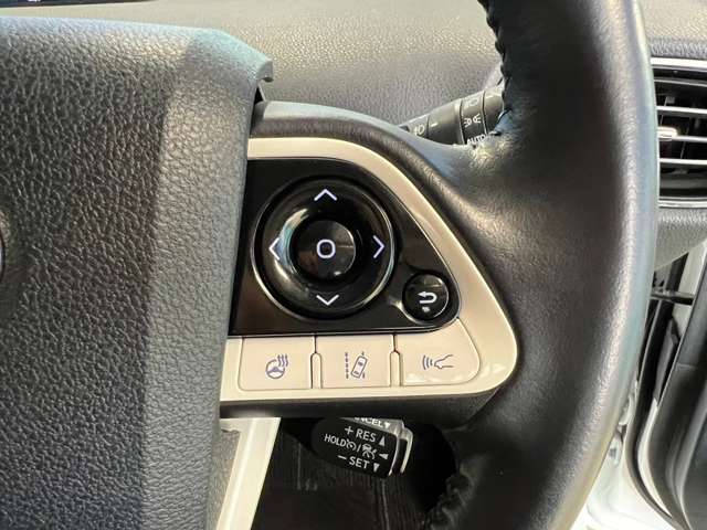 トヨタ プリウスＰＨＶ １．８ Ａ レザーパッケージ H29年 (東北) 99