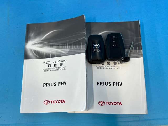 トヨタ プリウスＰＨＶ １．８ Ａ レザーパッケージ H29年 (東北) 99