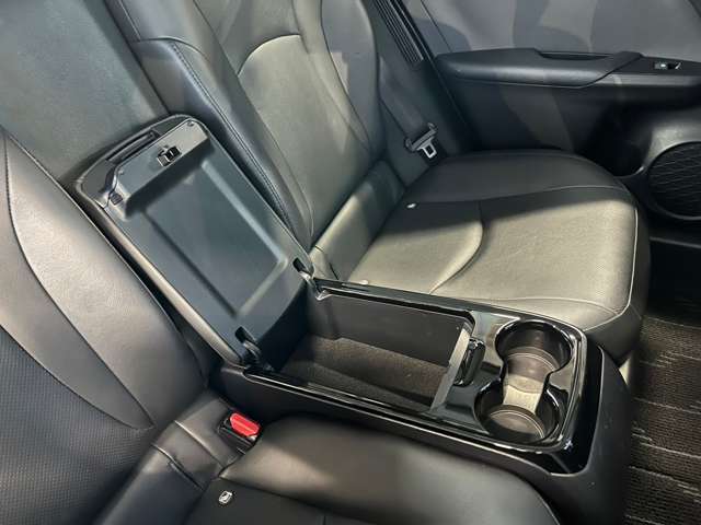 トヨタ プリウスＰＨＶ １．８ Ａ レザーパッケージ H29年 (東北) 99
