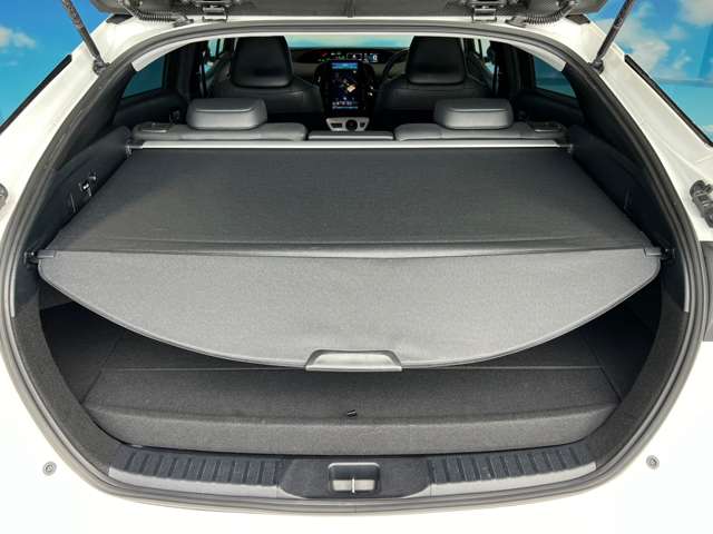 トヨタ プリウスＰＨＶ １．８ Ａ レザーパッケージ H29年 (東北) 99