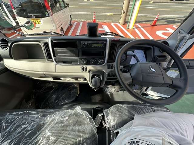 三菱フソウ キャンター ３．０ 強化ダンプ 全低床 ディーゼルターボ R5年 (東海) 99