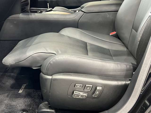 レクサス ＬＳハイブリッド ６００Ｈ バージョンＣ Ｉパッケージ ４ＷＤ H25年 (関東) 99