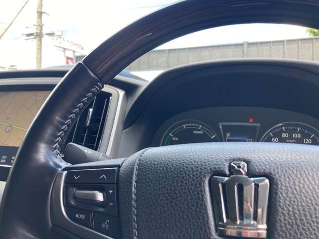 トヨタ クラウン　ハイブリッド ハイブリッド ２．５ Ｓ ＦＯＵＲ ４ＷＤ Ｊフロンティア リミテッド H30年 (東北) 99