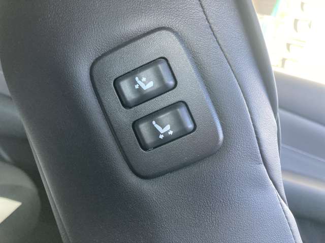 トヨタ クラウン　ハイブリッド ハイブリッド ２．５ Ｓ ＦＯＵＲ ４ＷＤ Ｊフロンティア リミテッド H30年 (東北) 99