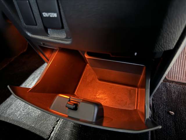 トヨタ ヴェルファイア ２．４ Ｚ プラチナセレクションＩＩ タイプゴールドＩＩ ４ＷＤ H23年 (東北) 99