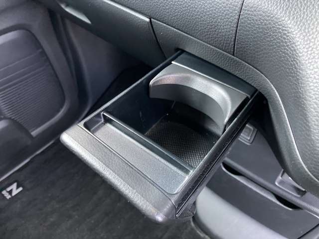 ホンダ Ｎ　ＢＯＸ カスタム ６６０ Ｌ ４ＷＤ R3年 (東北) 99