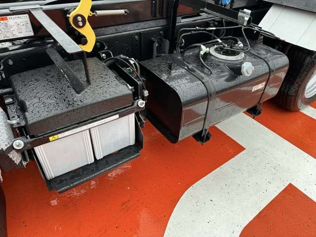 三菱フソウ キャンター ３Ｔ ローダースライドダンプ R5年 (東海) 99