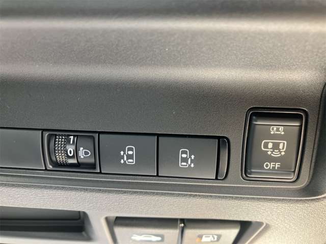 日産 セレナ ２．０ ハイウェイスターＶ Ｖセレクション R6年 (東海) 99