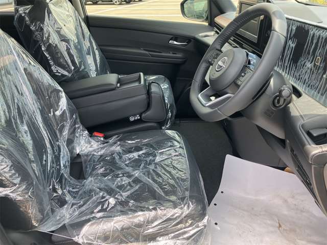 日産 セレナ ２．０ ハイウェイスターＶ Ｖセレクション R6年 (東海) 99