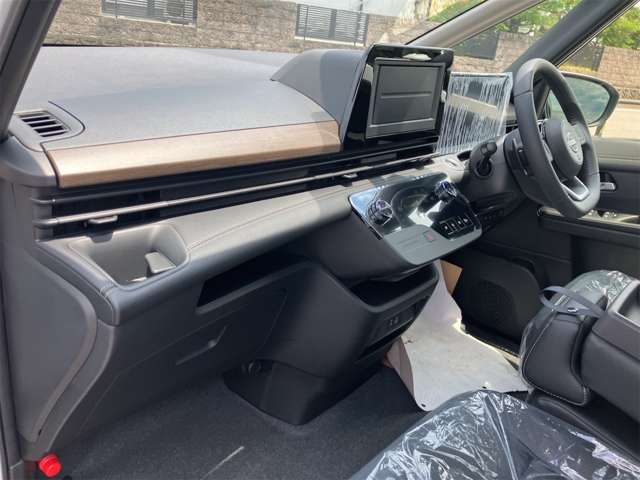 日産 セレナ ２．０ ハイウェイスターＶ Ｖセレクション R6年 (東海) 99