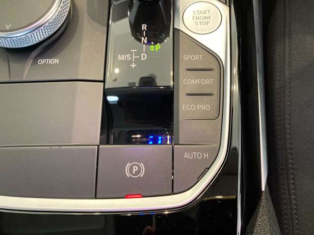 ＢＭＷ ３シリーズ ３２０ｉ R1年 (近畿) 99