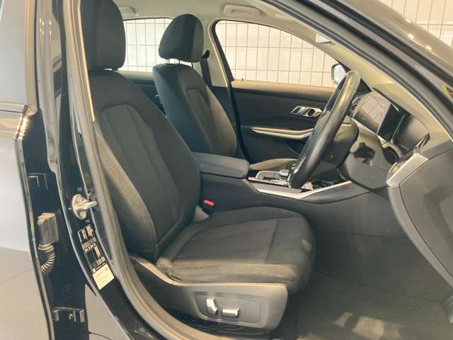 ＢＭＷ ３シリーズ ３２０ｉ R1年 (近畿) 99