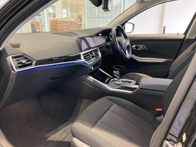 ＢＭＷ ３シリーズ ３２０ｉ R1年 (近畿) 99