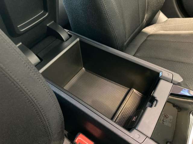 ＢＭＷ ３シリーズ ３２０ｉ R1年 (近畿) 99