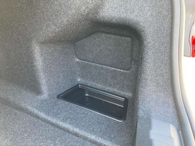 ＢＭＷ ３シリーズ ３２０ｉ　Ｍスポーツ R5年 (近畿) 99