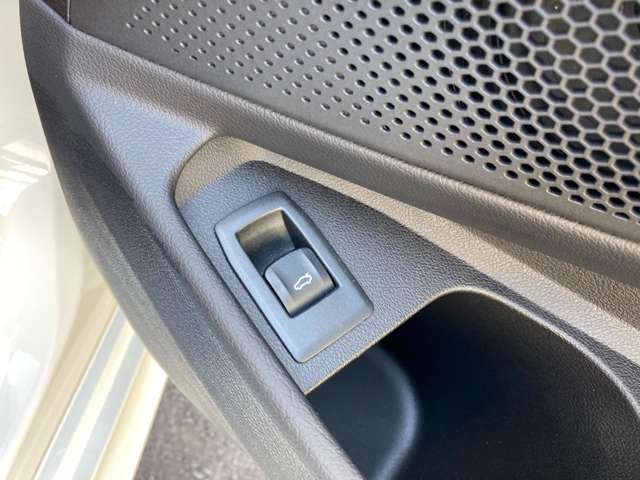 ＢＭＷ ３シリーズ ３２０ｉ　Ｍスポーツ R5年 (近畿) 99