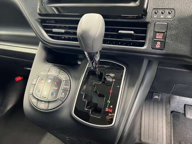 トヨタ ノア ２．０ Ｘ R3年 (東北) 99