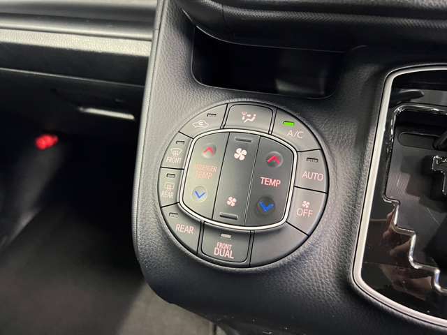 トヨタ ノア ２．０ Ｘ R3年 (東北) 99