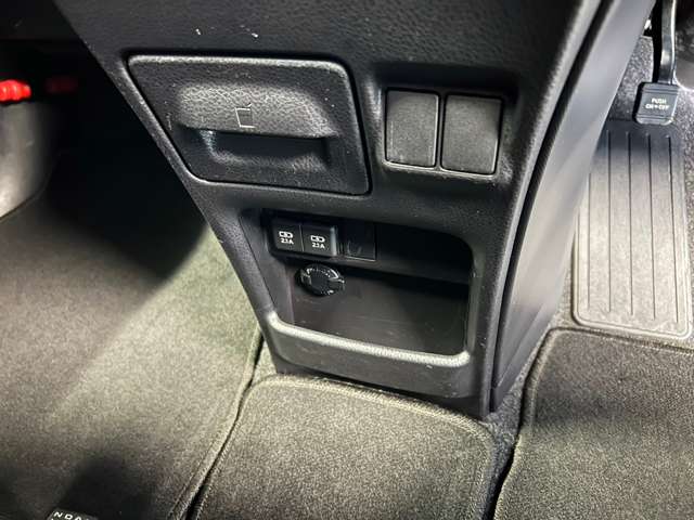 トヨタ ノア ２．０ Ｘ R3年 (東北) 99