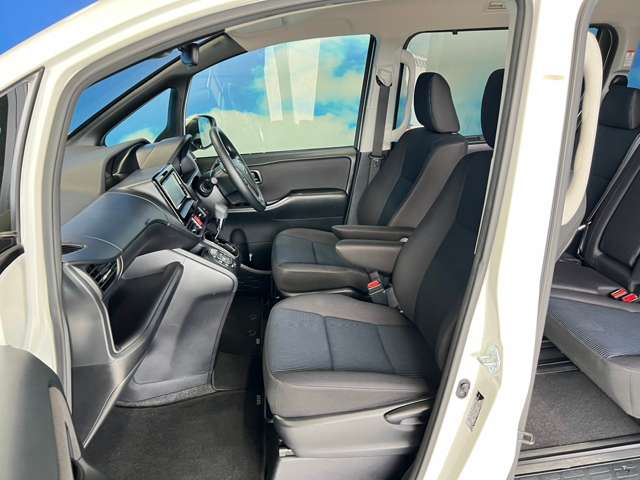 トヨタ ノア ２．０ Ｘ R3年 (東北) 99